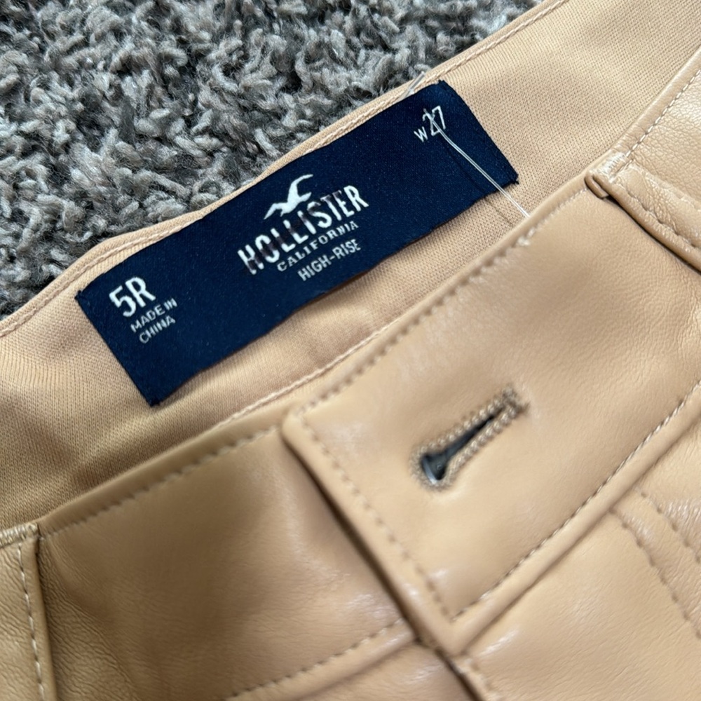 Hollister Faux Leather Pants - Picture 3 of 5
